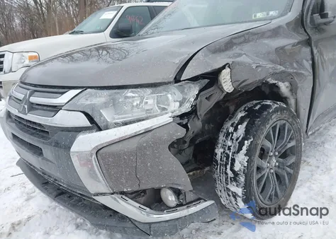 2018 Mitsubishi Outlander Le z USA, uszkodzony, nr VIN JA4AD3A36JZ028010